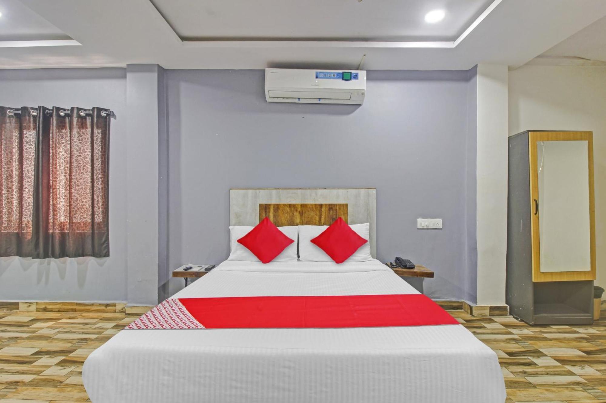 Super Hotel O Sri Sai Regency Haidarábád Kültér fotó