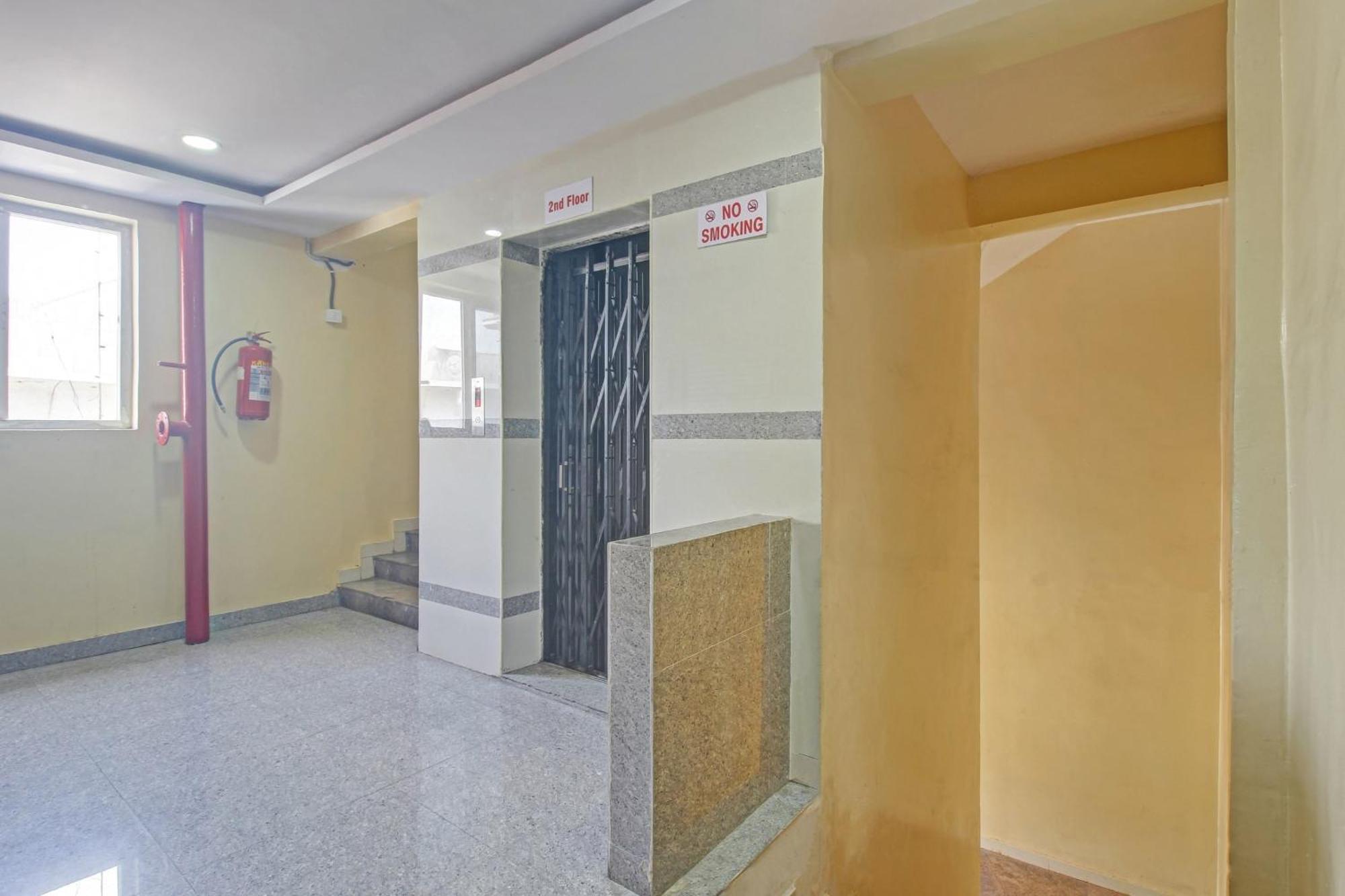 Super Hotel O Sri Sai Regency Haidarábád Kültér fotó