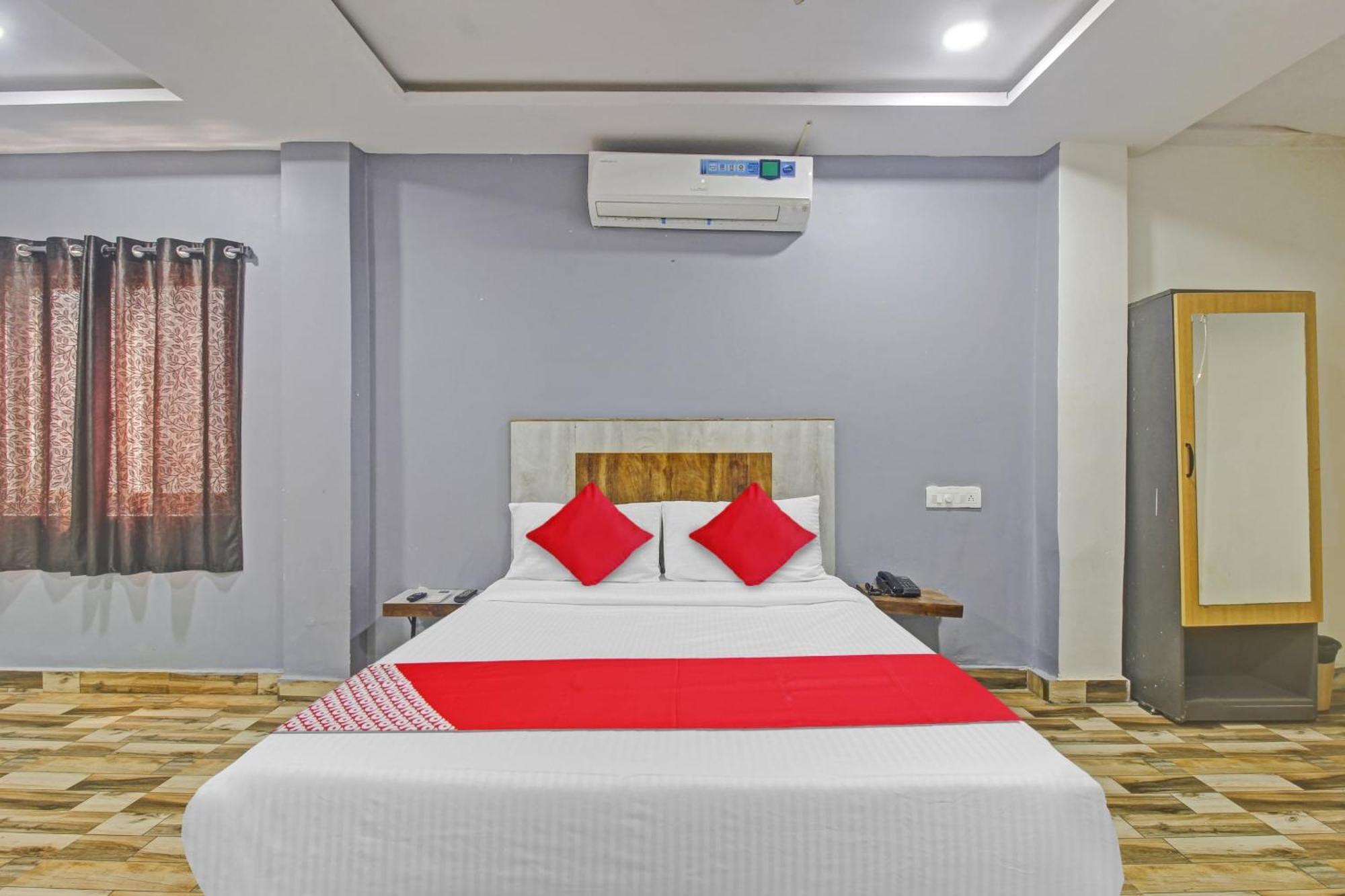 Super Hotel O Sri Sai Regency Haidarábád Kültér fotó