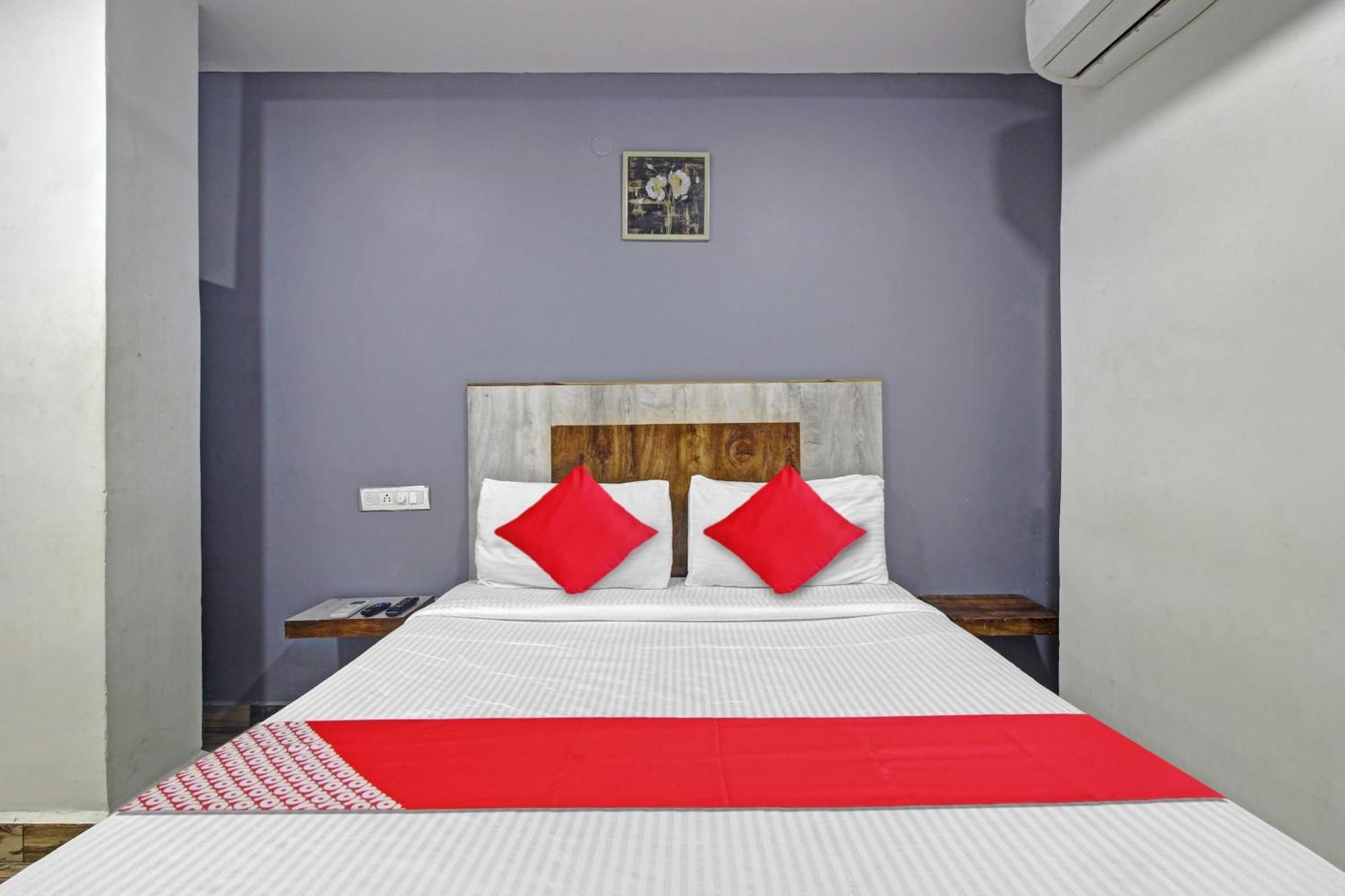 Super Hotel O Sri Sai Regency Haidarábád Kültér fotó