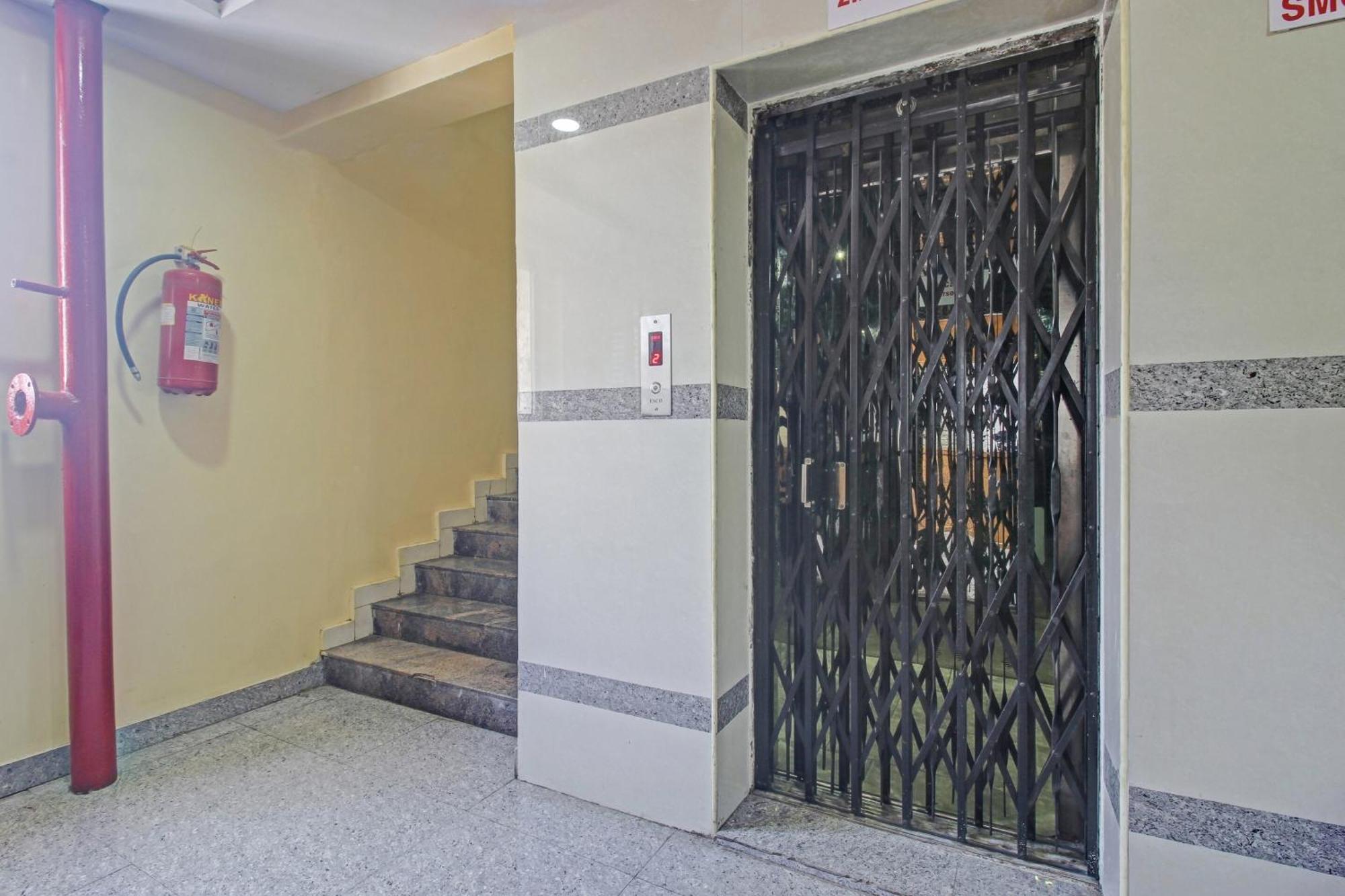 Super Hotel O Sri Sai Regency Haidarábád Kültér fotó